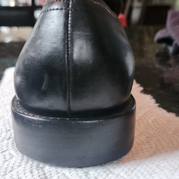 Salvatore Ferragamo Men’s Leather Loafers - Picture 10 of 10